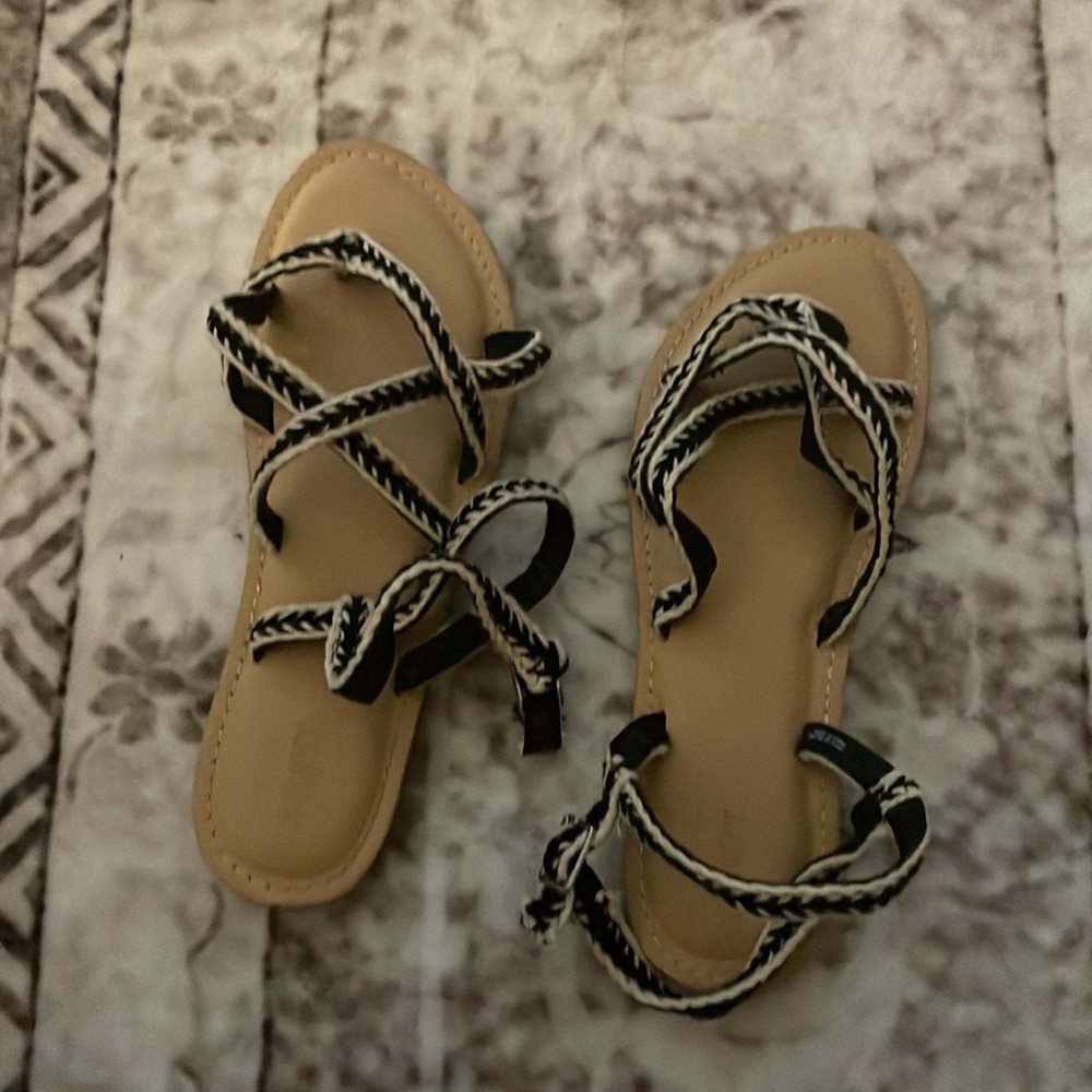 Old Navy strapped sandals